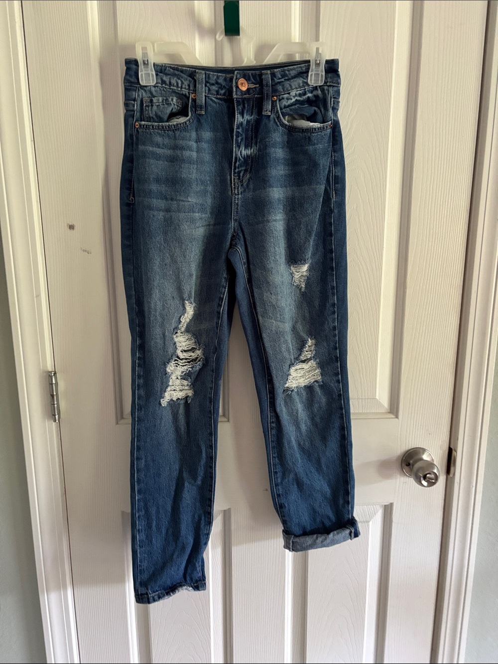 Distressed Dark Blue Boyfriend Jeans for Women